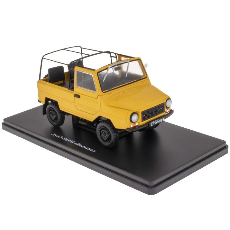 1:24 Hachette - LUAZ 969M Volyn 1979 Yellow