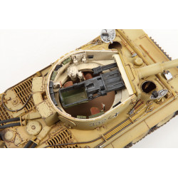 1:35 Zvezda 3646 - Vācu smagais tanks T-VI TIGER I Ausf. E (Early Production)