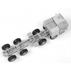 1:72 Zvezda 5028 ISKANDER-M SS-26 Stone Russian ballistic missile system 9K720