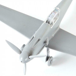 1:72 Zvezda 7302 Messerschmitt Bf 109F-2