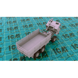 1:35 ICM 35001 - Kamaz-4310 Soviet Six-Wheel Army Truck