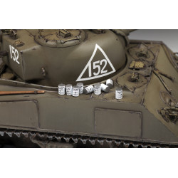 1:35 Zvezda 3702 US Medium Tank M4A2 Sherman 75mm