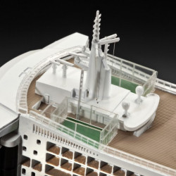 1:700 Revell 05231 - Ocean Liner Queen Mary 2