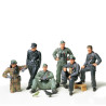 1:35 Tamiya 35201 - Vācu tanku apkalpe miera stāvoklī (6 figūras)