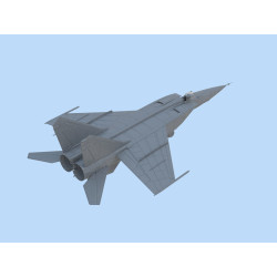 1:48 ICM 48901 - МиГ-25РБТ / MiG-25RBT Soviet Reconnaissance Plane