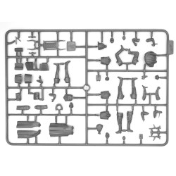 1:35 ICM 35541 - Май 1945 года (4 фигуры - 1 офицер, 2 солдата, 1 военнослужащая)