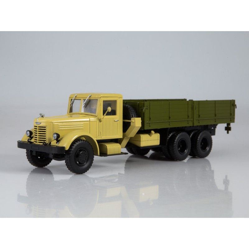 1:43 Legendary trucks - YAAZ-210 kravas kaste