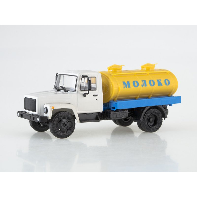 1:43 Russian Trucks - Milk tanker G6-OTA-4,2 (GAZ-3307)