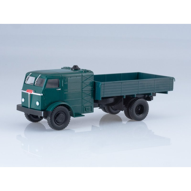 1:43 Russian Trucks - Steam-powered truck NAMI-012 dark green