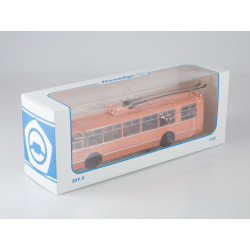 1:43 Soviet Bus SOV1053 - ZIU-9 trolleybus, Beige