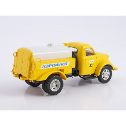 1:43 Legendary trucks - GAZ-51A eļļu uzpildītājs MZ-51M