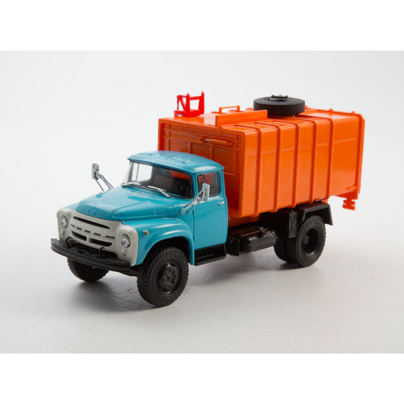 1:43 Legendary trucks - ZIL-130 atkritumu vedējs KO-431