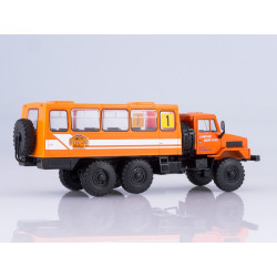 1:43 Russian Trucks - URAL-4322 Overland Challenge London - New York
