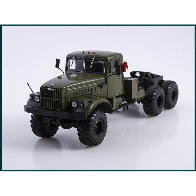 1:43 Легендарные грузовики - КРАЗ-255В седельный тягач / KRAZ-255V Tractor