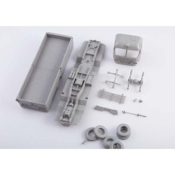 1:43 AVD Models 1630 - Ikarus-620 Бортовой грузовик, сборная модель