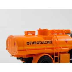 1:43 Legendary trucks - MAZ AC-8-500A tanker truck