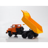 1:43 Legendary trucks - KRAZ-251B pašizgāzējs
