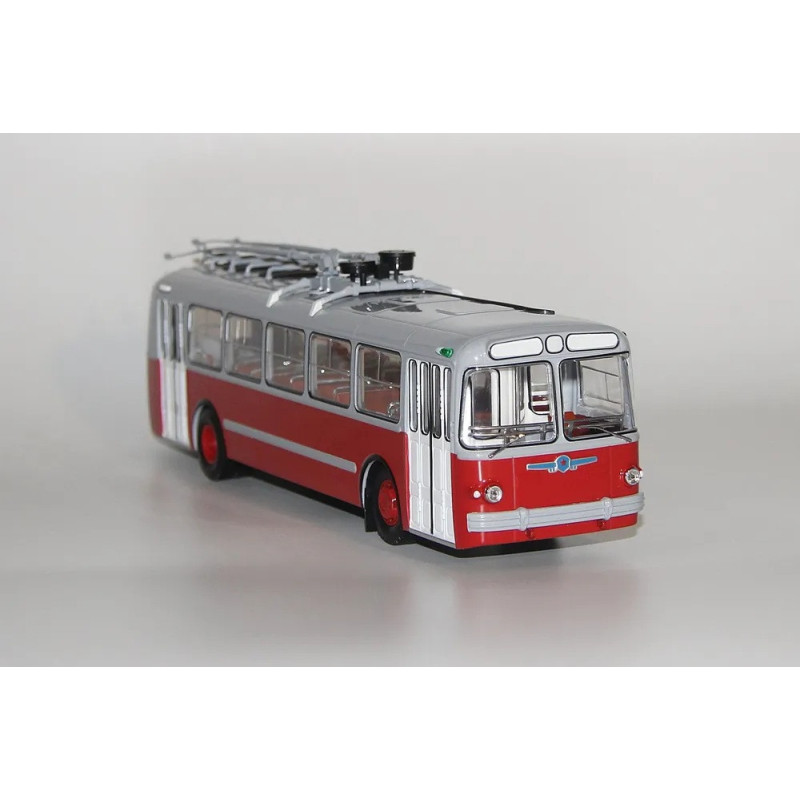 1:43 Demprice - ZiU-5 trolleybus, Red