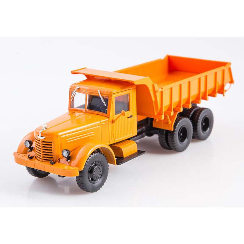 1:43 Легендарные грузовики - ЯАЗ-210Э Самосвал / YaAZ-210E dump truck