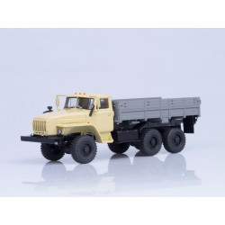 1:43 Auto History AIS1076 - Ural-43202-31 kravas kaste