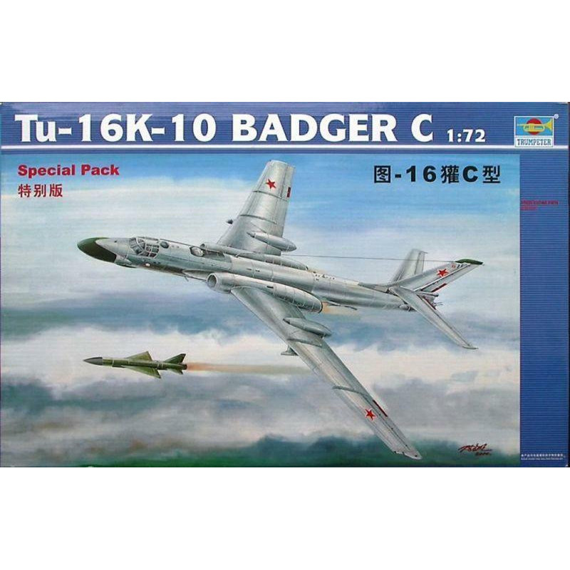 1:72 Trumpeter 01613 - Ту-16К-10 / Tupolev Tu-16K-10 'Badger C'