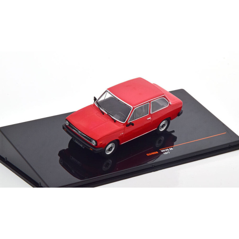 1:43 IXO CLC402N - Volvo 66 1977, Red