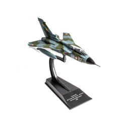 1:100 Hachette - TORNADO...