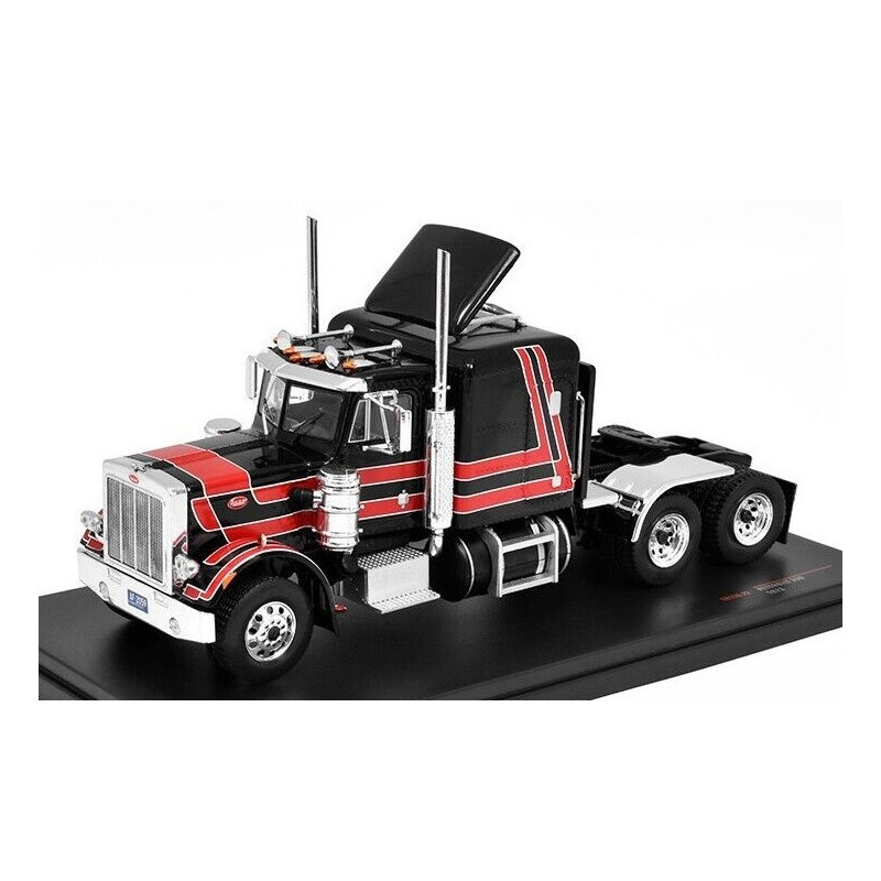 1:43 IXO TR218.22 - Freightliner FLC 120 64 T, tractor truck 1977 Black - Red
