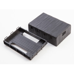 1:43 AVD Models 1465 - УРАЛ-375Д Бортовой грузовик с тентом, сборная модель / URAL-375D flatbed truck, model kit