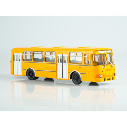 1:43 LiAZ-677M autobuss ar...