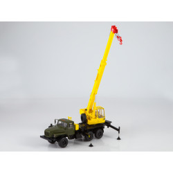 1:43 SSM 1411 - Автокран КС-3574 «Ивановец» на базе УРАЛ-4320-31