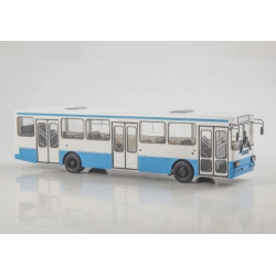 1:43 MARZ-52661 autobuss ar...
