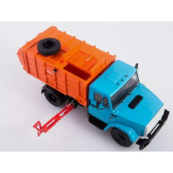 1:43 SSM 1522 - ЗИЛ-4333 Мусоровоз МКМ-2 / ZIL-4333 MKM-2