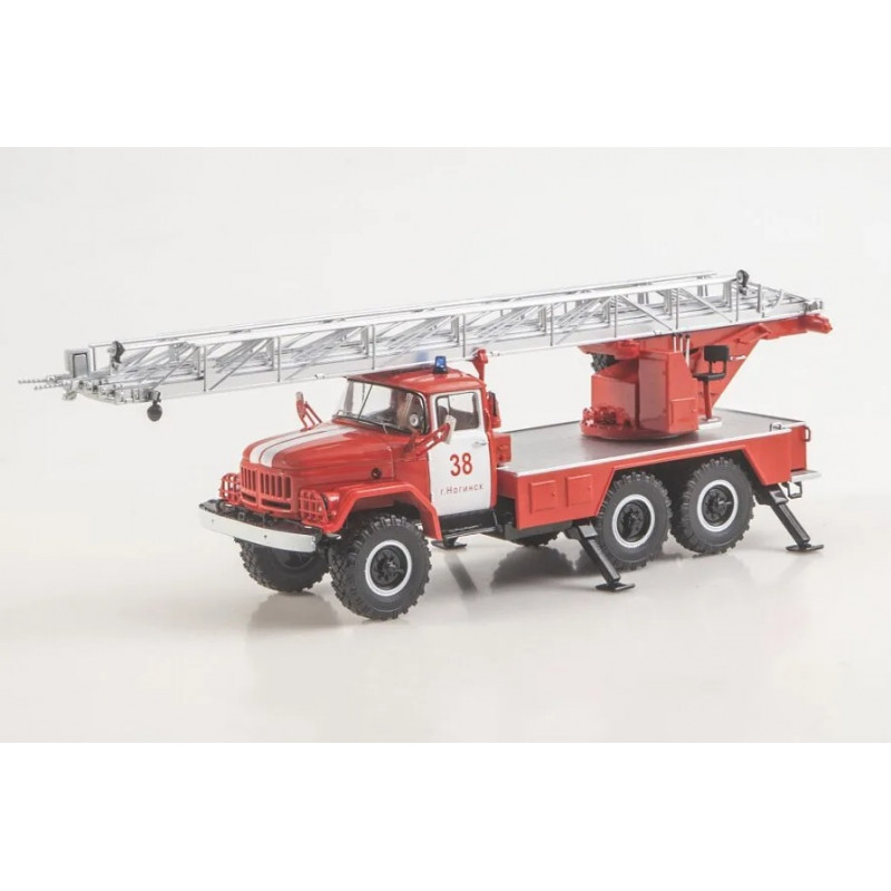 1:43 SSM 1638 - ЗИЛ-131 Пожарная автолестница АЛ-30