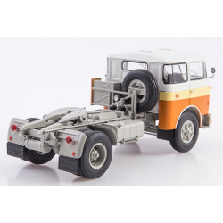 1:43 Auto History AIS1245 - Skoda-Liaz-706 RTTN Sedluvilcējs