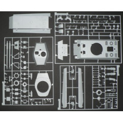 1:35 Zvezda 3601 Sd.Kfz.182 'Kingtiger' ar Henšela torni